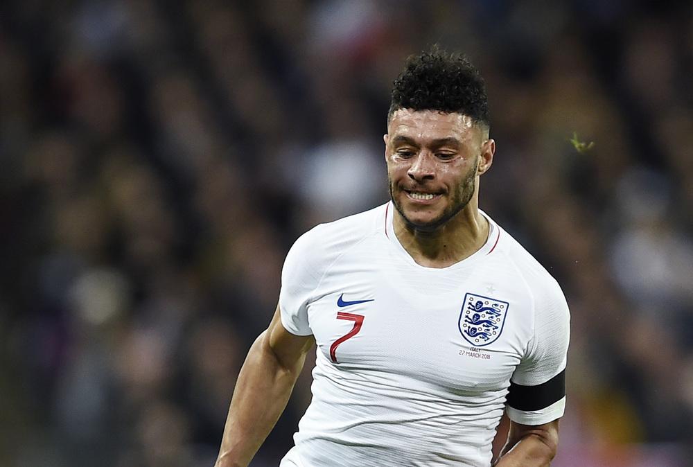 32岁张伯伦回到酋长球场，阿森纳英超阵营真要当练兵？