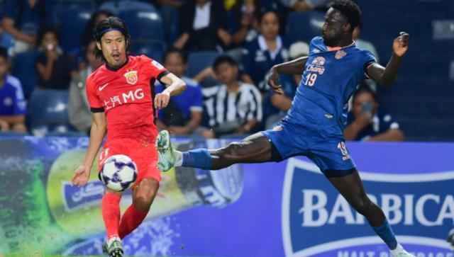 亚冠精英联赛：武里南2比0海港，王燊超几次好机会都铩羽而归