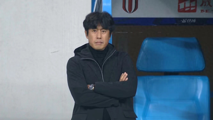 亚冠0-0憋平首尔，成都4场1胜1平2负，徐正源的保守哲学