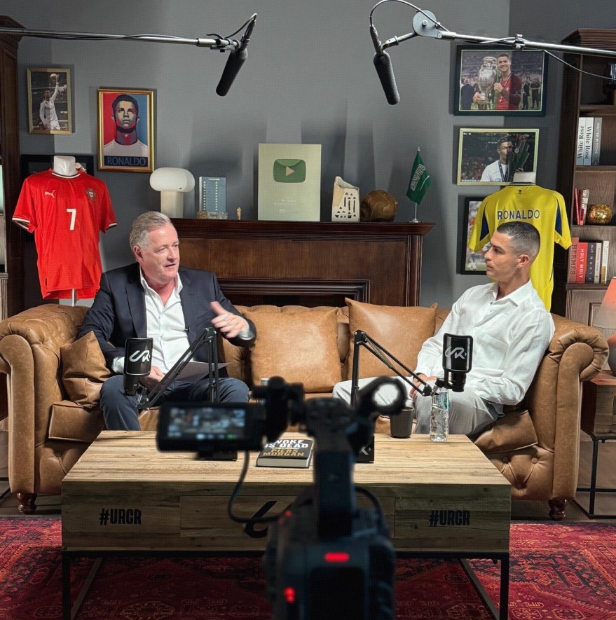 11月4日C罗说要世界杯后结婚？利雅得胜利球迷比英超更激动