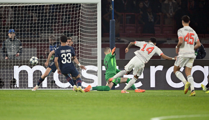 1次机会不浪费？迪亚斯在欧冠联赛对阵巴黎圣日耳曼与拜仁的那场戏