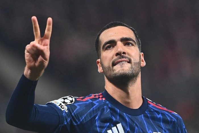 布拉格斯拉维亚0-3阿森纳，梅里诺梅开二度，欧冠第4轮像被上课（英超脸面谁来拿回）