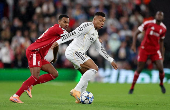 欧冠第4轮1-0：利物浦主场拿下皇马，麦卡利斯特再现关键一击