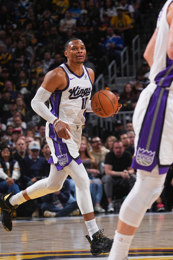 37岁拉塞尔·威斯布鲁克26+12，NBA国王是救赎还是笑话？