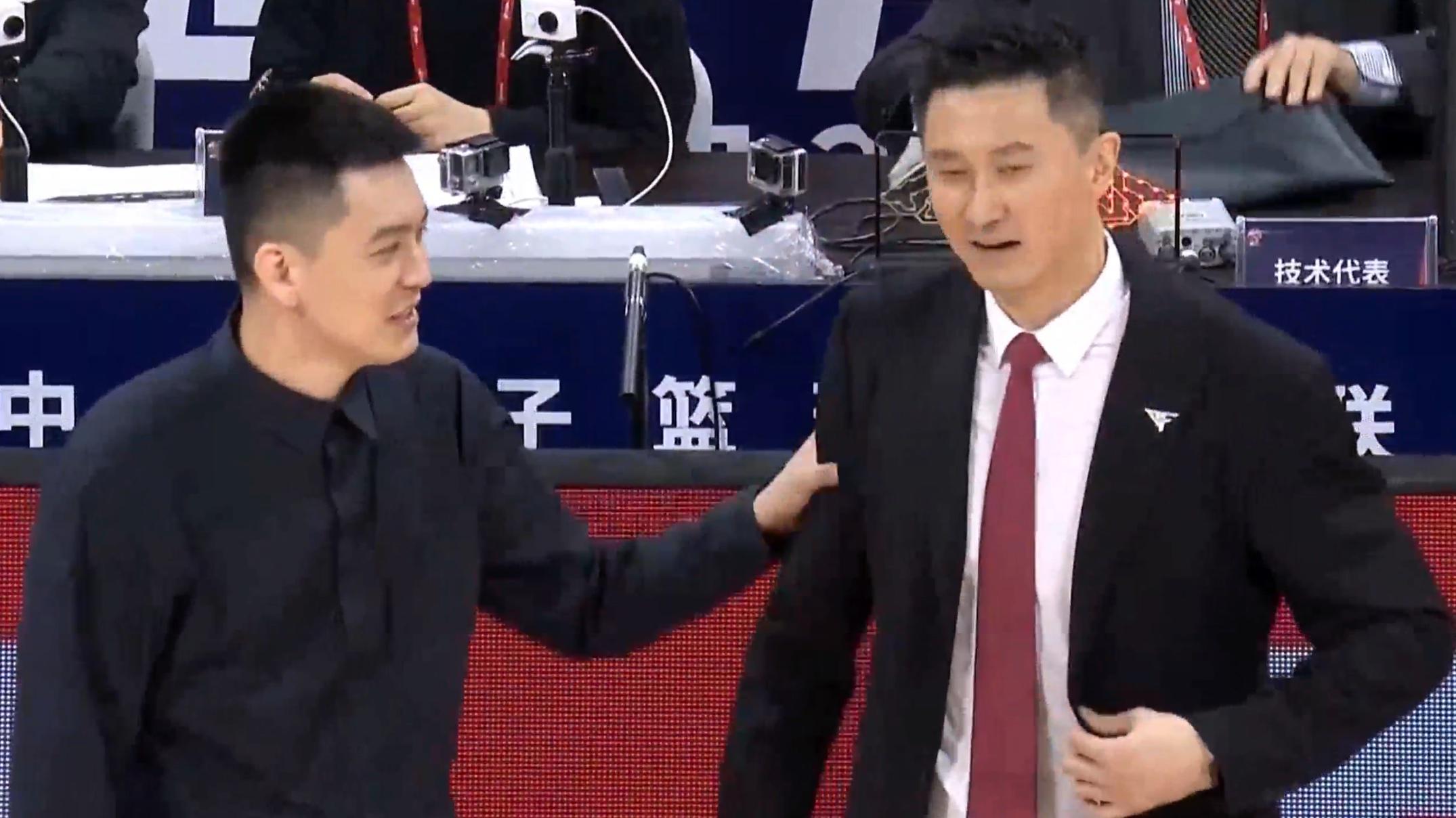 11月5日广东男篮全运会首战火药味十足：杜锋杨鸣隔空开战，CBA比NBA更狠