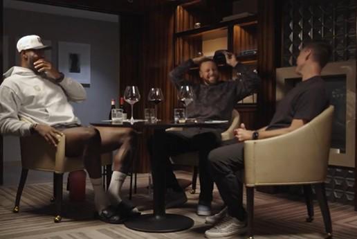 1句玩笑引发大笑：NBA播客里詹姆斯库里互怼成梗