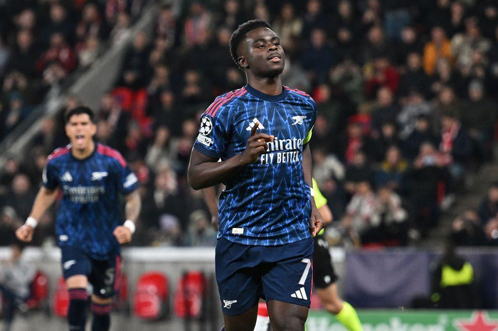 阿森纳欧冠10连胜？布拉格斯拉维亚的“好心”点球和VAR一出戏