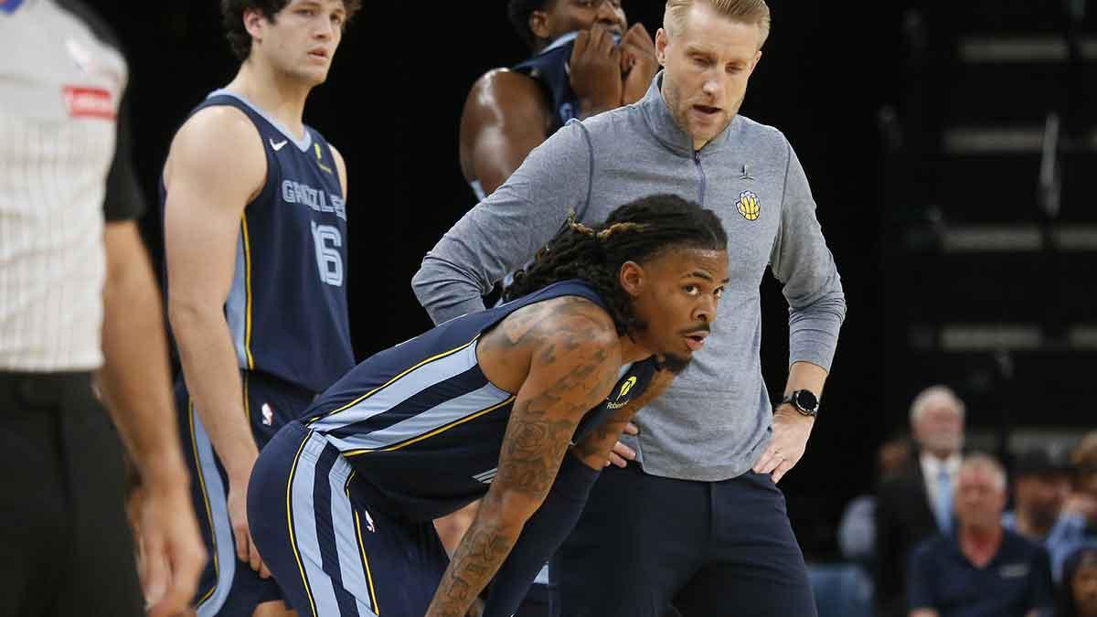 贾·莫兰特复出18+10仍换不回信任,火箭7换1传闻把NBA交易市场炸开了