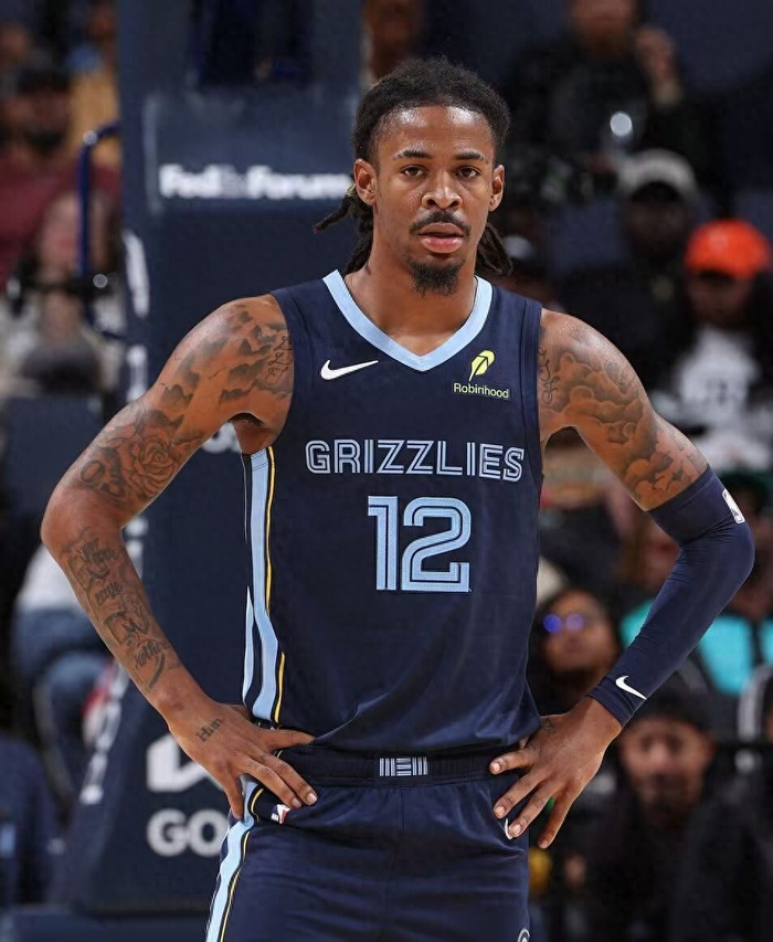 1场禁赛+29.6分钟争议，灰熊开局内乱比想象更糟，NBA也得盯着看