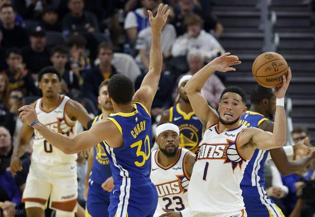 勇士118-107终结2连败，替补63分碾压太阳，NBA新赛季还得看谁