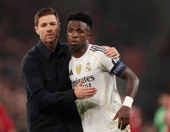 利物浦1比0皇马，欧冠又见英超强势，哈维·阿隆索两战0球