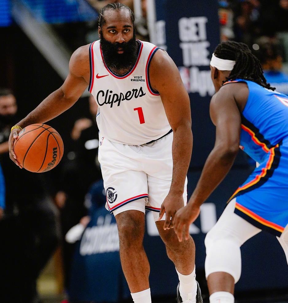 雷霆126-107碾压快船，7胜0负领跑西部，NBA又见真英雄？