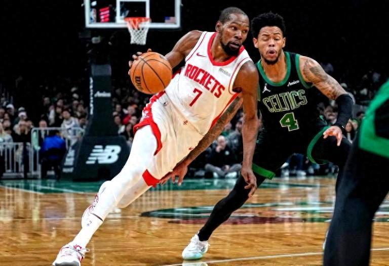 128-101横扫凯尔特人，火箭3连胜把NBA嘴碎的人按在地上耍