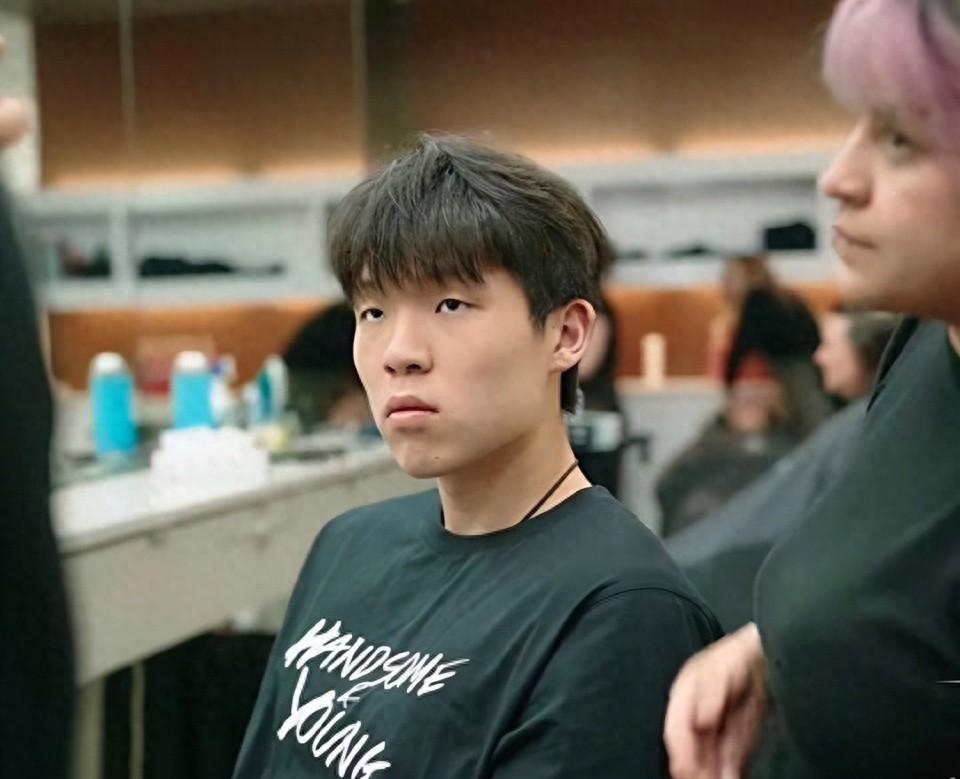 16号秀两次DNP、场均5分钟，杨瀚森在NBA的路比争总冠军还难？