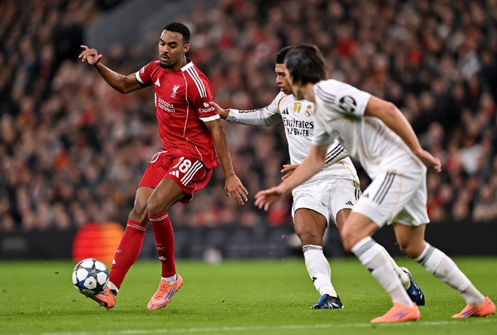 1球见真章：利物浦欧冠两连胜，皇马被安菲尔德按了暂停？