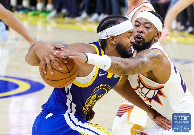 118比107！勇士主场击溃太阳，斯蒂芬·库里在NBA常规赛又上演三分秀