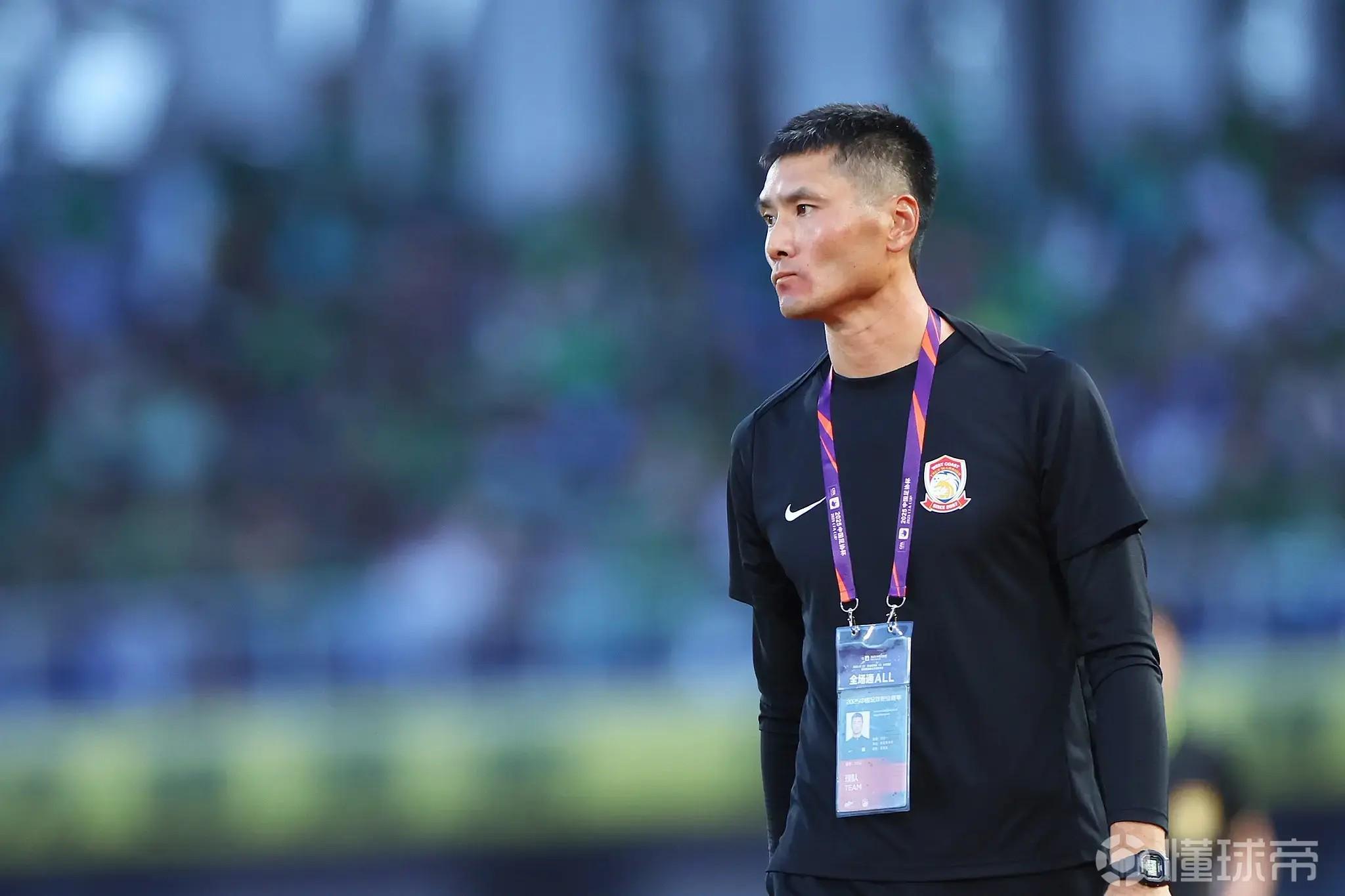 11月5日任命：邵佳一成国足主帅，中超标准能顶到英超吗？