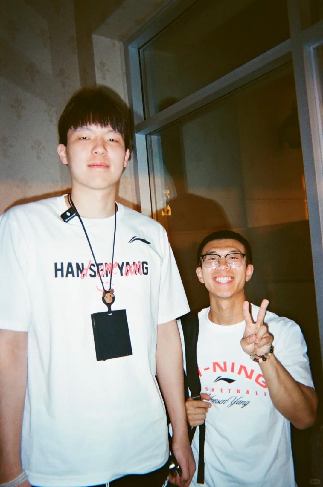 11月5日风波：杨瀚森的翻译被说成教练，NBA和CBA之间到底差了几层楼？