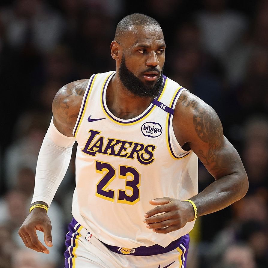 20年+4冠不是吹的：库里在奥运会当场点名勒布朗詹姆斯，NBA榜样值不值数？