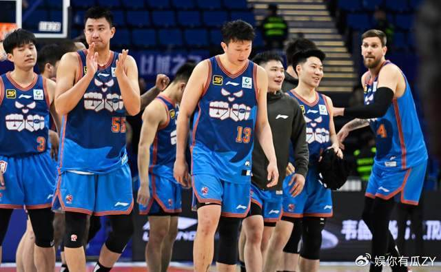 12月12日CBA新赛季在即，四川男篮从总冠军到欠薪9胜37负