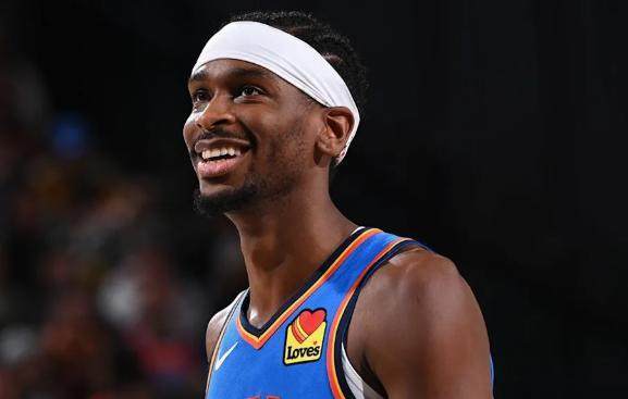 8连胜开局！雷霆队在NBA里炸裂，勇士更衣室该慌还是羡慕？