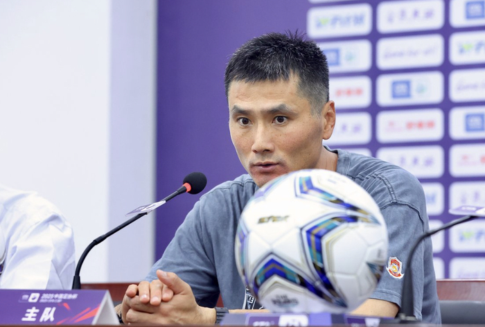 80后首个国足主帅？邵佳一上任比英超换帅更热闹