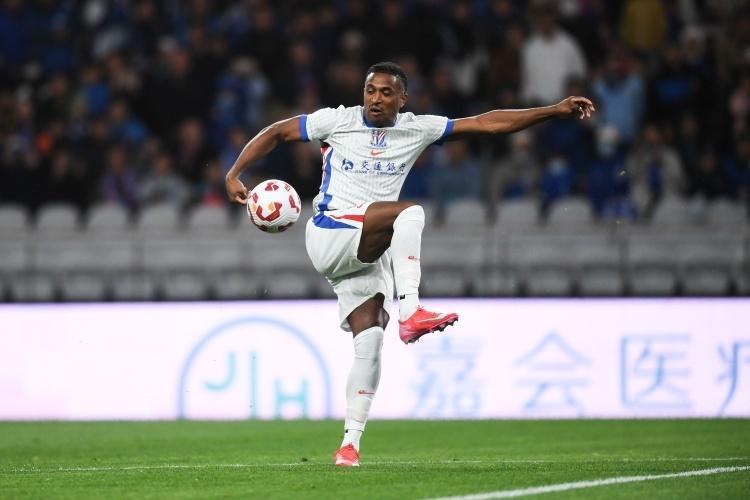 米内罗点球破门，申花2-1追平，亚冠4场连进球能不能更嚣张？