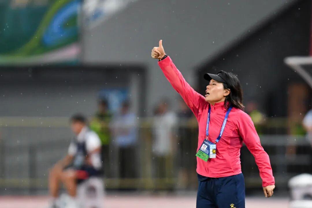 23岁黑马泰州队4:3点球绝杀，苏超比英超还会演戏？