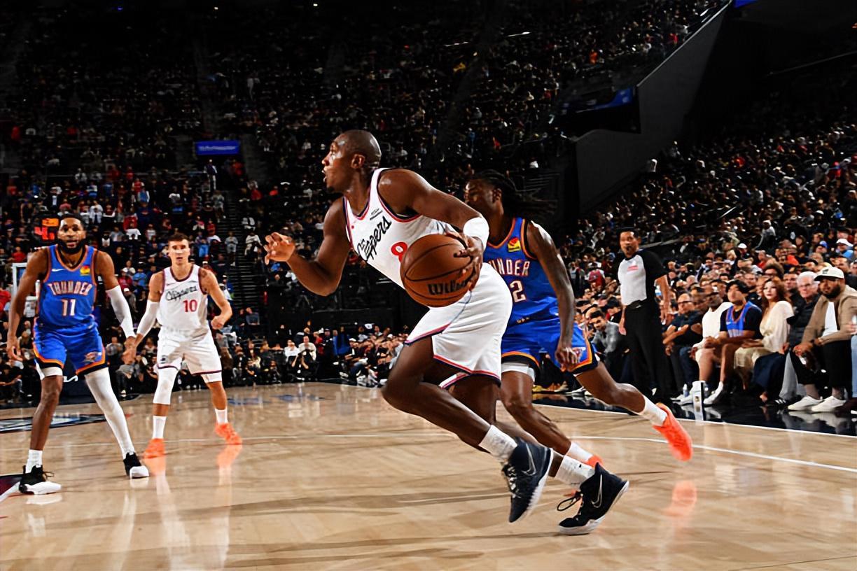 雷霆8连胜，快船3胜4负：NBA又见大闸邓恩单挑无果，球队得分荒