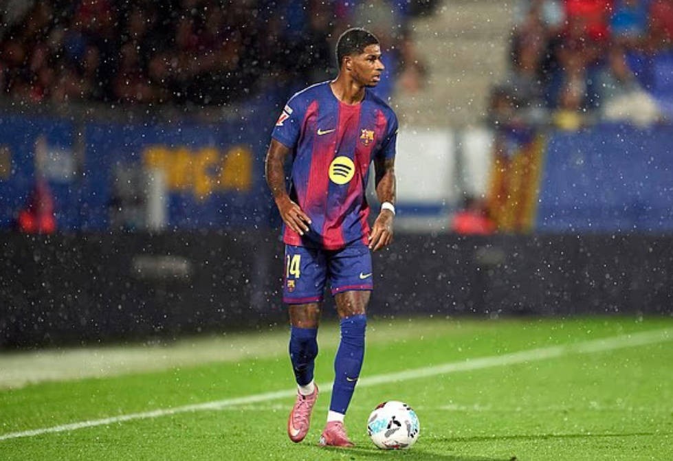 欧冠第4轮数据炸裂：拉什福德3场4球，巴塞罗那还在赌他吗？