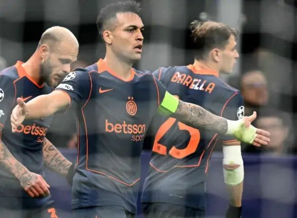 欧冠4连胜！国际米兰2-1险胜凯拉特，劳塔罗12球登顶意甲夜