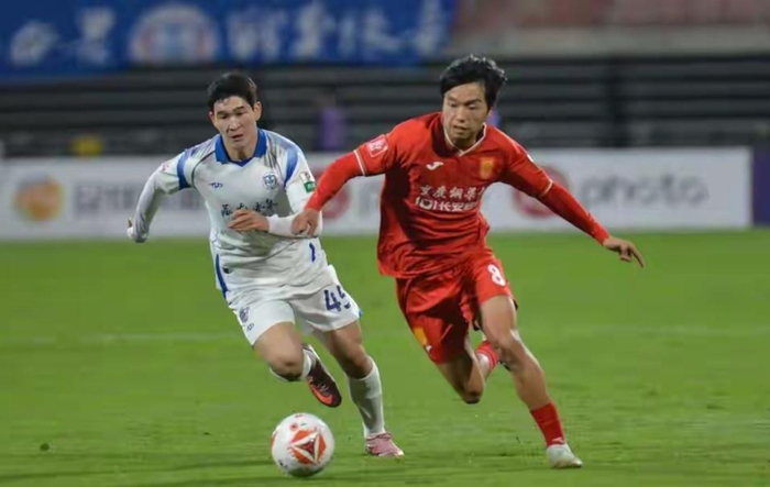 1轮定生死：重庆57分冲超，谢晖能把球队送进中超吗