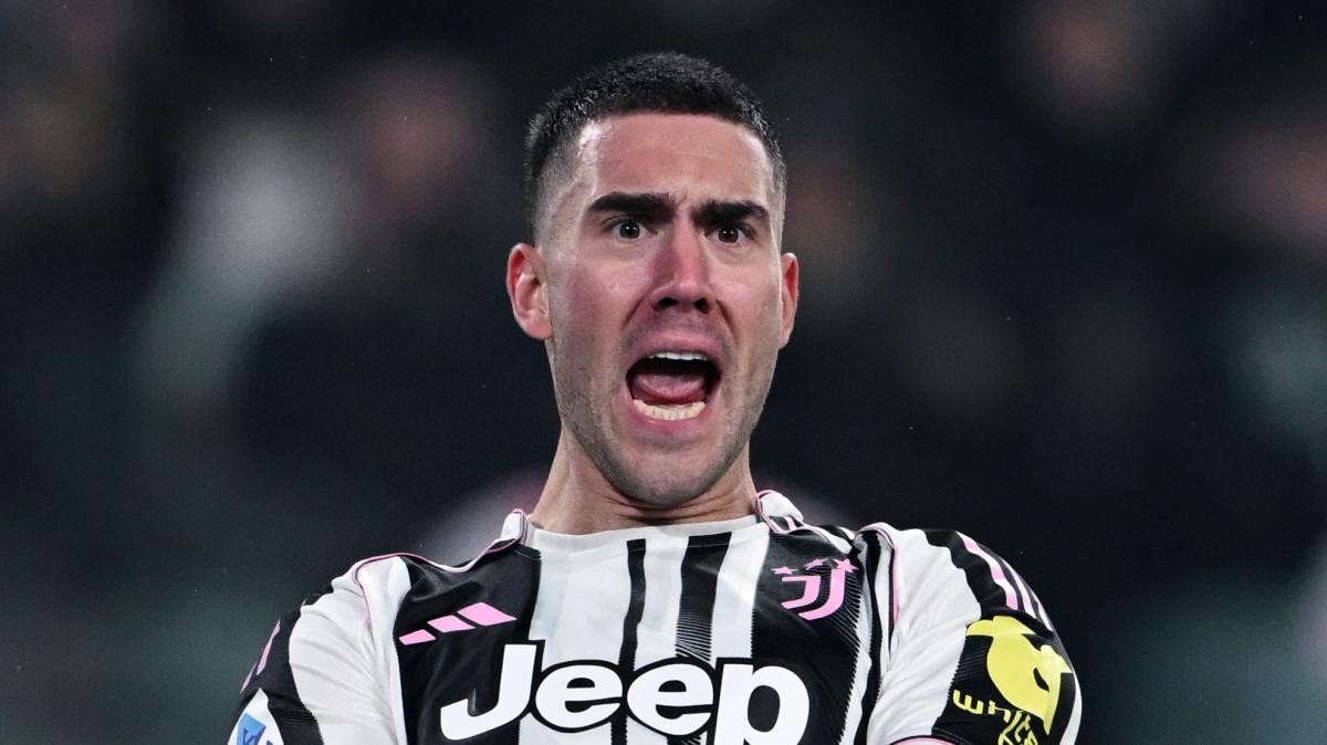 4队盯上弗拉霍维奇：英超、德甲豪门抢人，尤文续约成关键