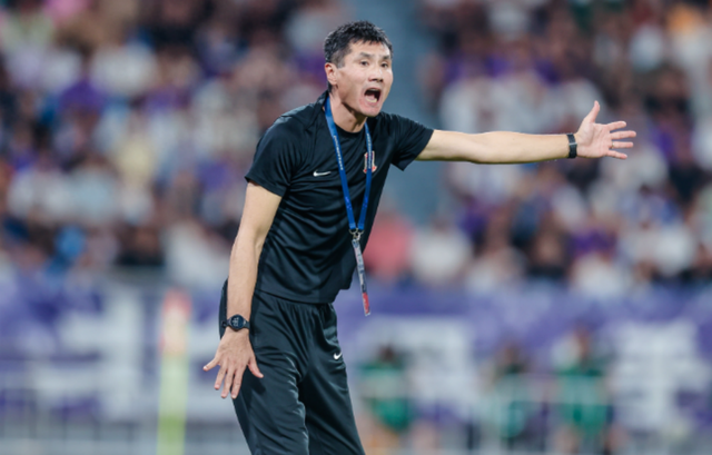 45岁接掌国足，邵佳一能救国足还是中超又一任短工？