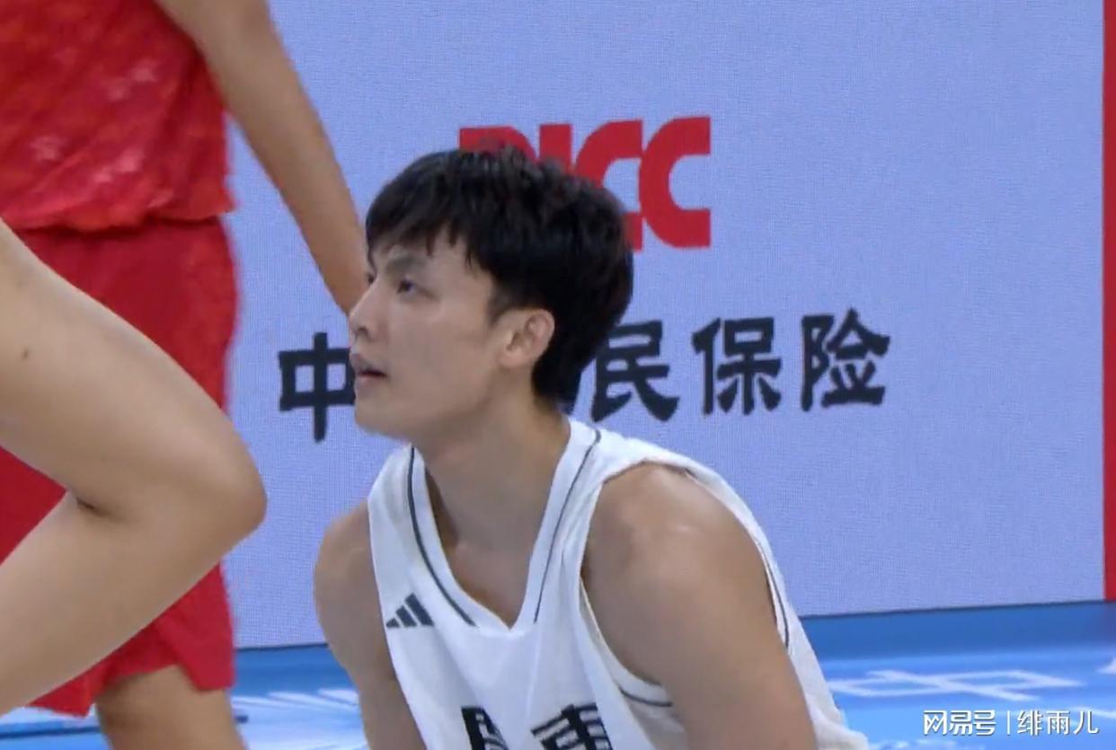 辽宁124-60碾压澳门，杜锋的广东省豪阵能挡住辽宁的NBA式统治吗