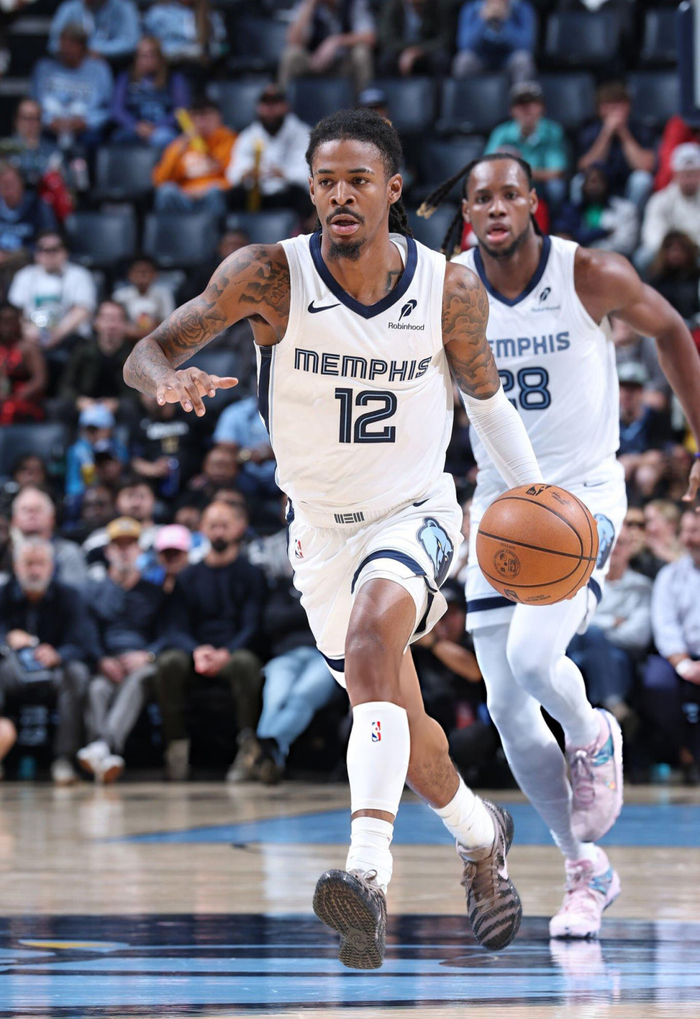 灰熊109-124输火箭，莫兰特三场49中14，NBA连败难逃场下锅锅