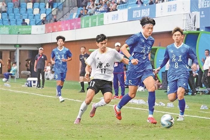 广东队3∶0锁定A组头名，U20男足这场胜利比英超防线还稳