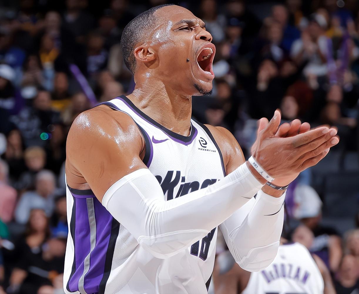 121-116惊险一役：勇士队缺两星，威少三双刷出多项nba纪录，库里缺阵能怪谁？