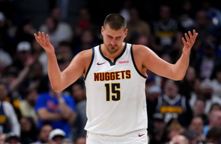 约基奇33+15+16绝活照旧，NBA今晚还有火箭5连胜和马刺队被绞杀