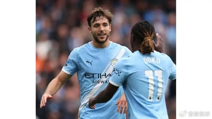 曼城4-1痛宰多特，尼科冈萨雷斯连续刷数据，英超中场真是要被取代了？