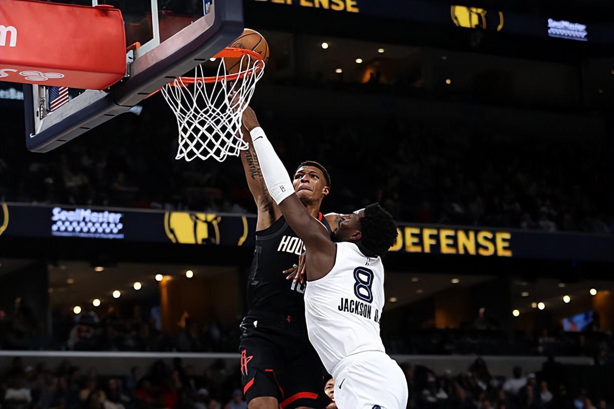 5连胜火箭挤进西部前三，史密斯低配杜兰特抢镜NBA赛场