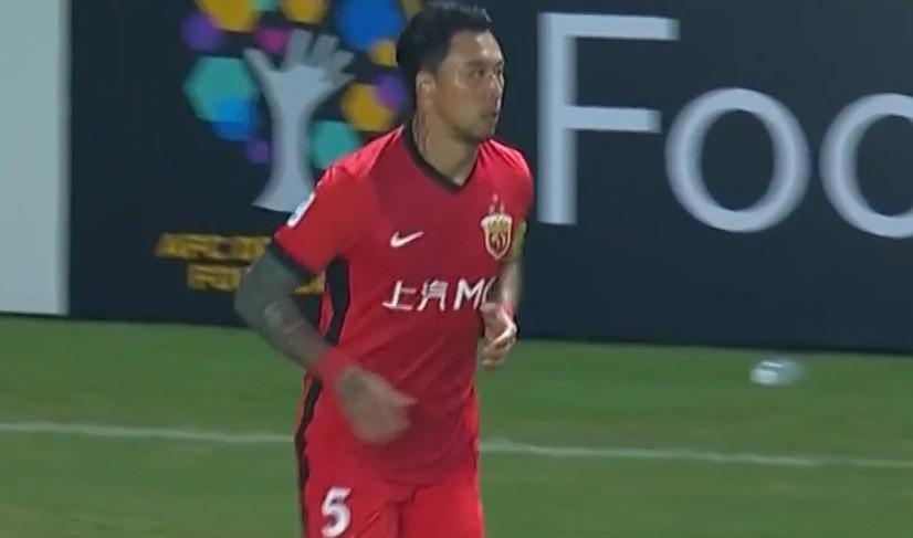 张琳芃第500场出战写在亚冠：36岁老人在英超式漂泊里还能撑多久