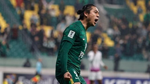 3球零封！北京国安亚冠首胜终结客场噩梦，张玉宁挺身而出