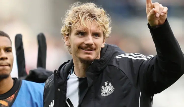 利物浦伊萨克价值打折？纽卡斯尔7.52亿欧转会买点却成英超第13丢人队