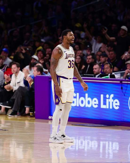 斯玛特9/82晒照带数字：前9场防守效率104.4/121.7，NBA谁还能瞎忽视？