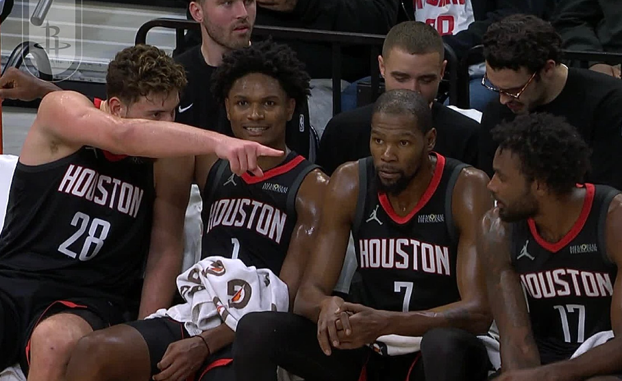 火箭5连胜狂飙西部第三，乌度卡真有料还是奥科吉蒙蔽了眼？