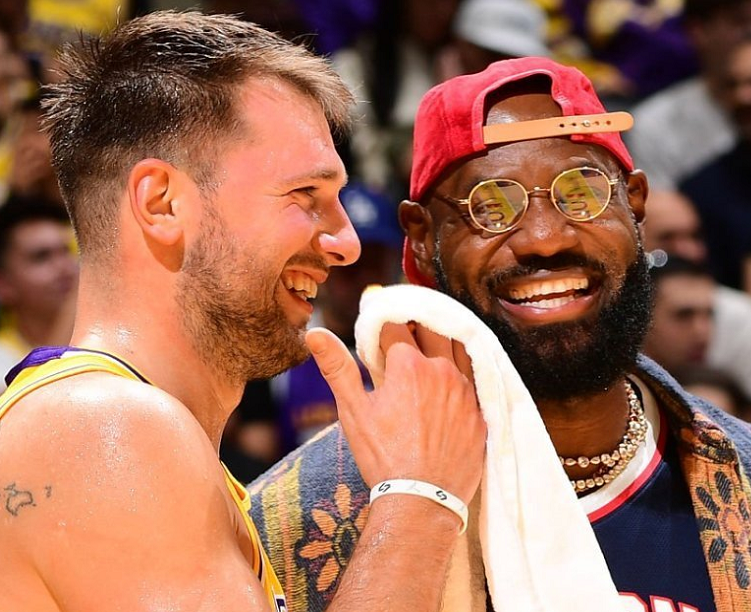 5连胜悄然来袭，湖人和老詹还能假装淡定吗？NBA赛程像炸弹