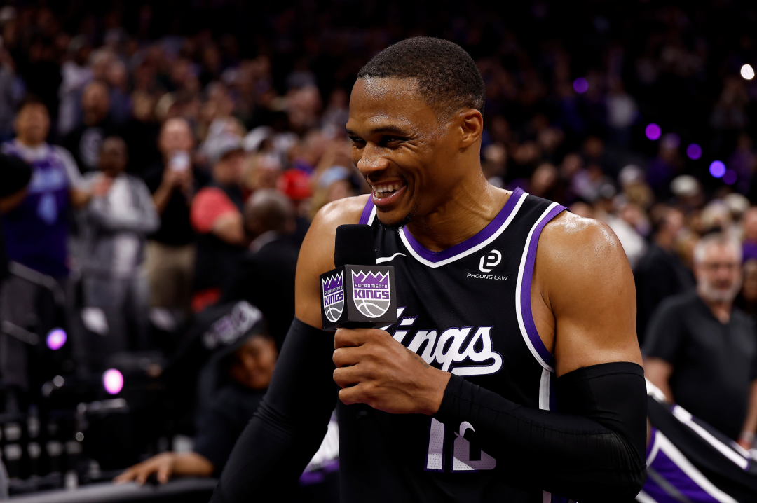 37岁威少又三双，丹佛掘金队没要他，NBA里他还有几条路？