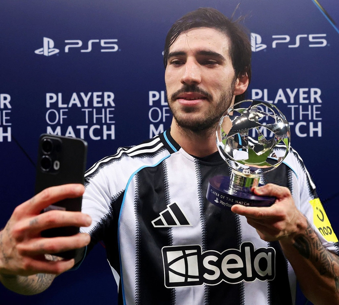 托纳利不许诺“10年”留队，英超纽卡斯尔的现实与承诺