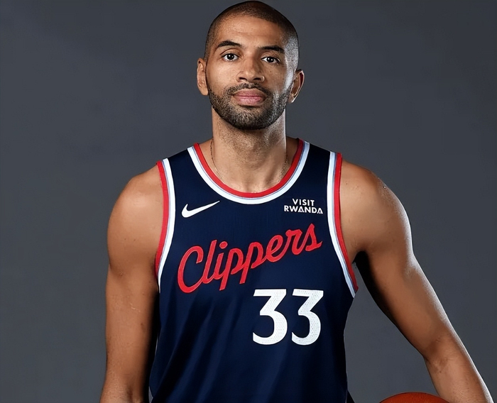 快船102-115惨败，五位老将拖垮了NBA竞争力？